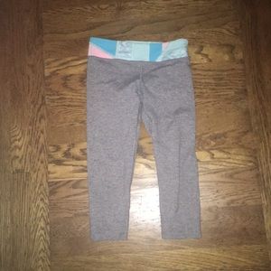 Ivivva cropped grey leggings